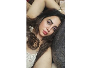 Dating service available for connect with me